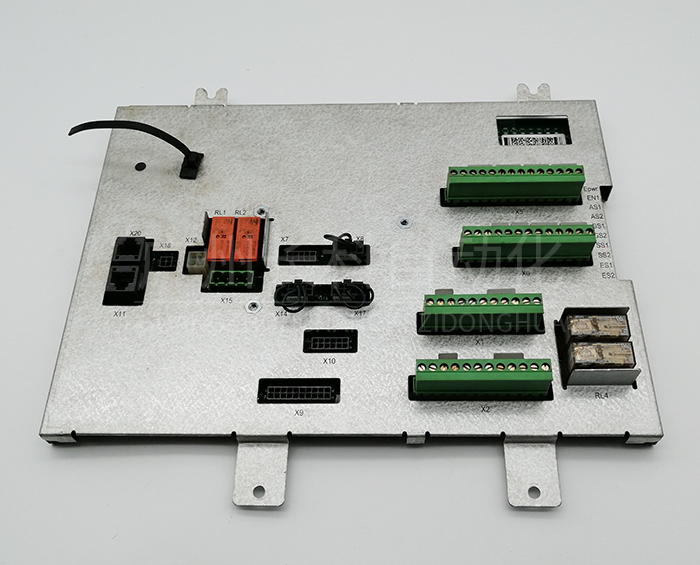 ABB機械手臂安全面板DSQC643 3HAC024488-001/01